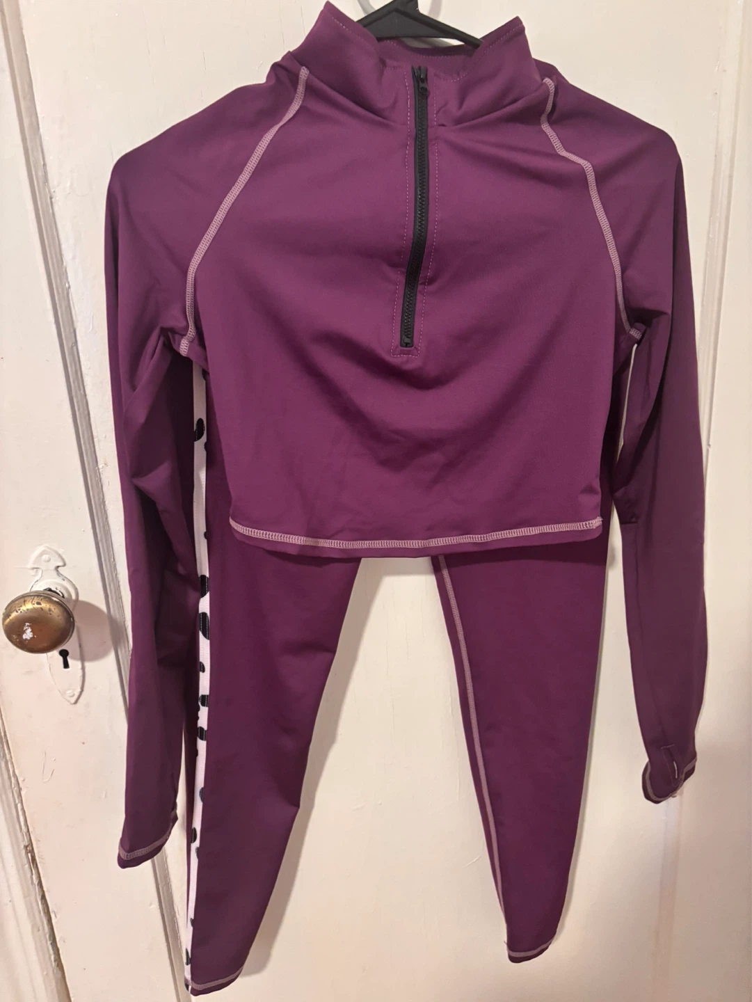 Purple Cropped Athletic Top & Leggings Set