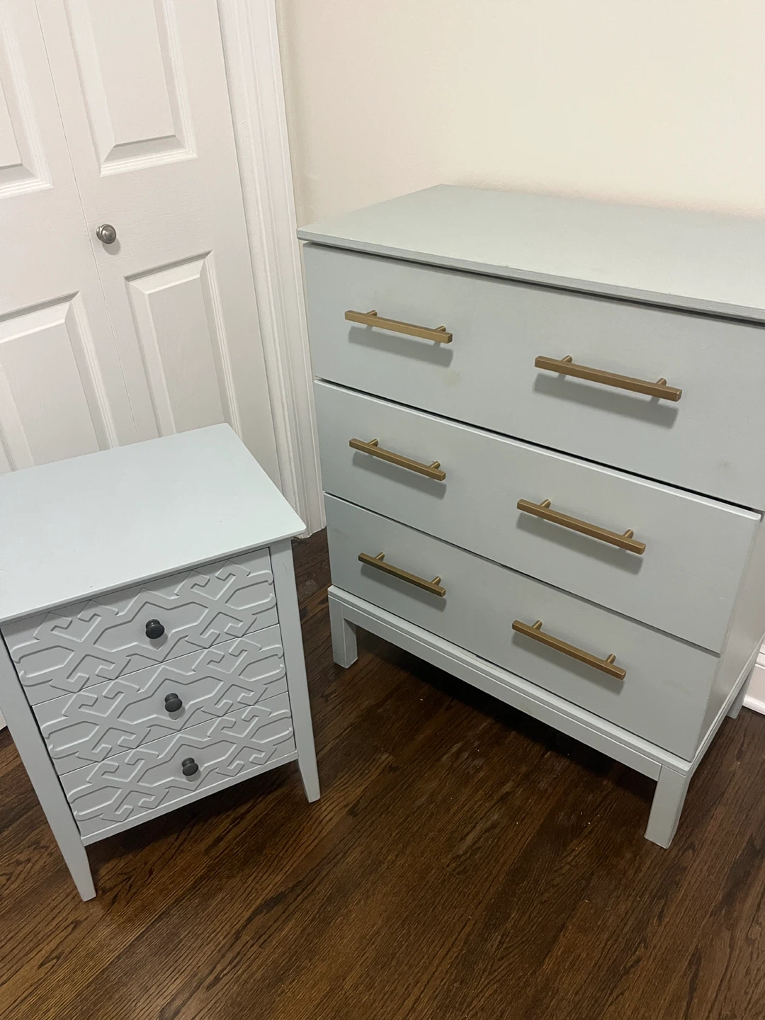 Dresser and Bed Side Table - photo 3