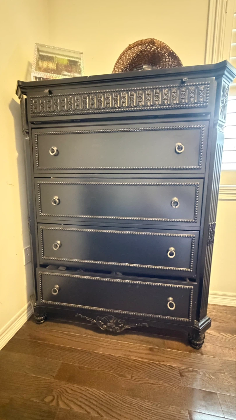 Dark Wood 5-Drawer Dresser - photo 3