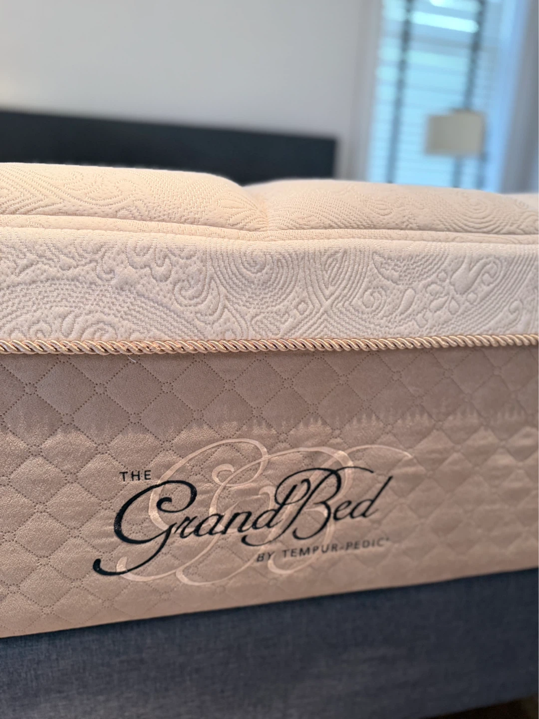 The Grand Bed by Tempur-Pedic Mattress and bed frame - photo 2