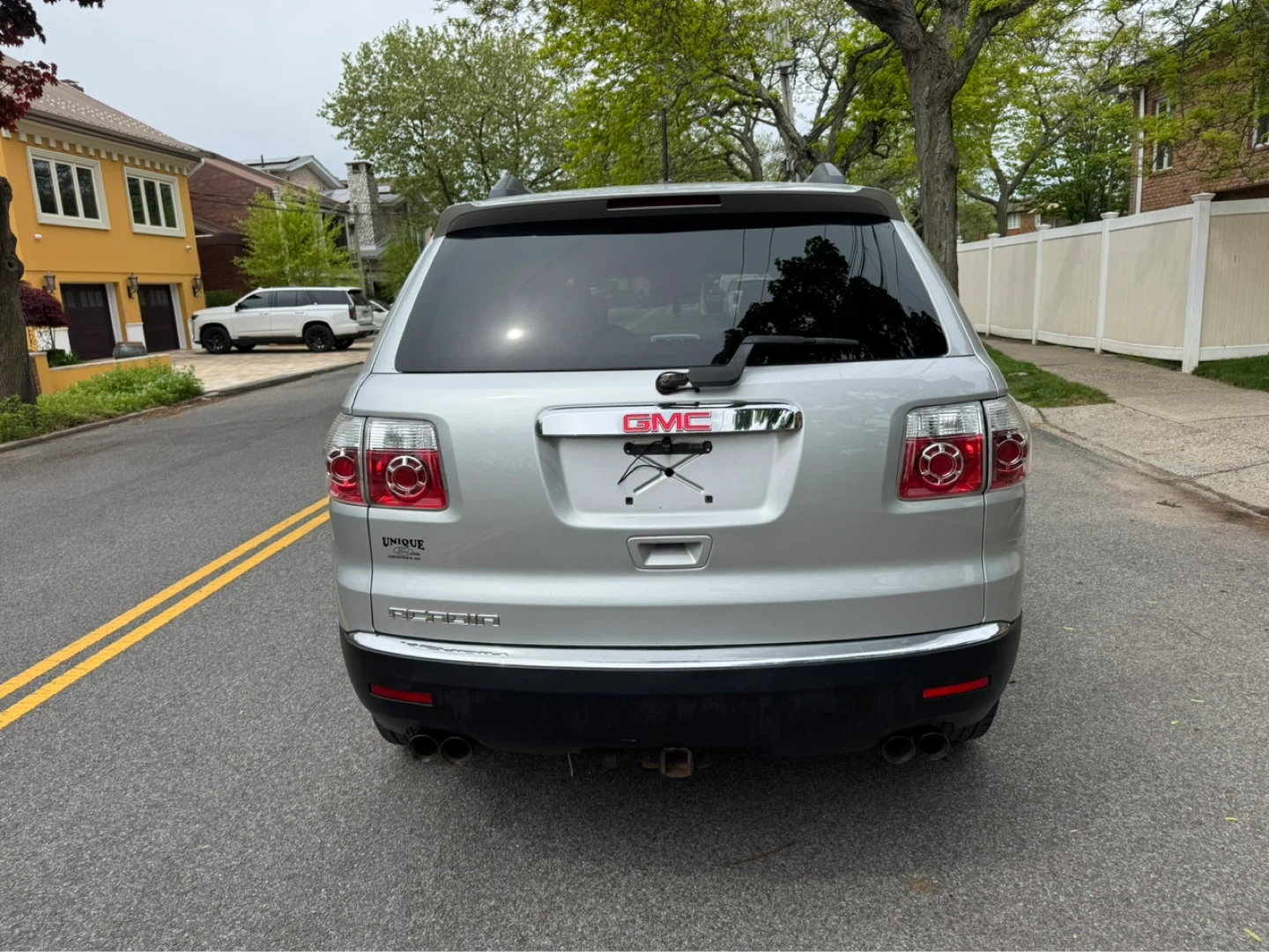 2011 GMC Acadia - photo 5