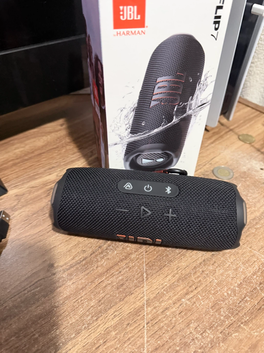 JBL Flip 7 Portable Waterproof Bluetooth Speaker - Black - photo 5