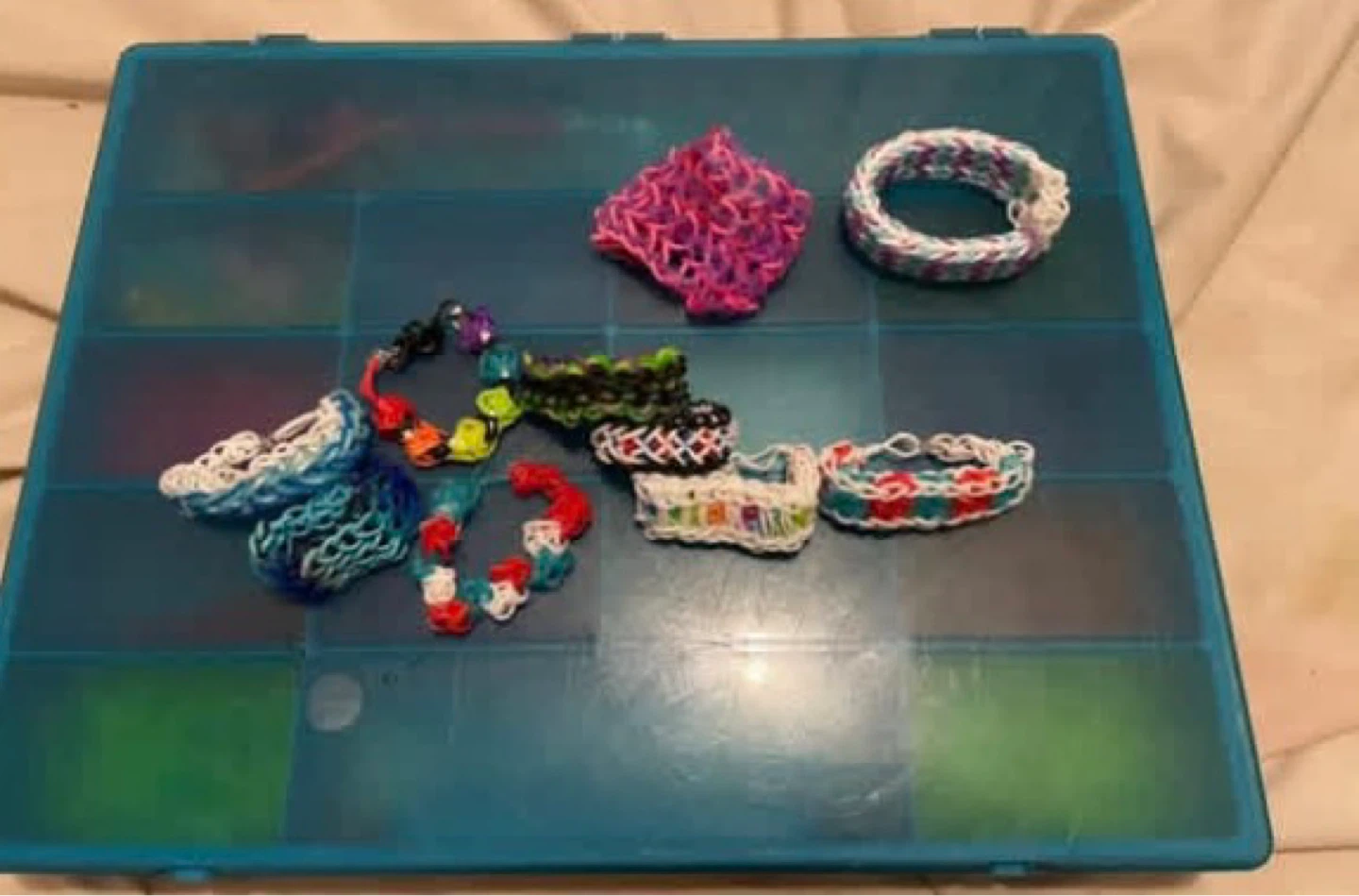 Loom Band Bracelets and Charms - photo 2
