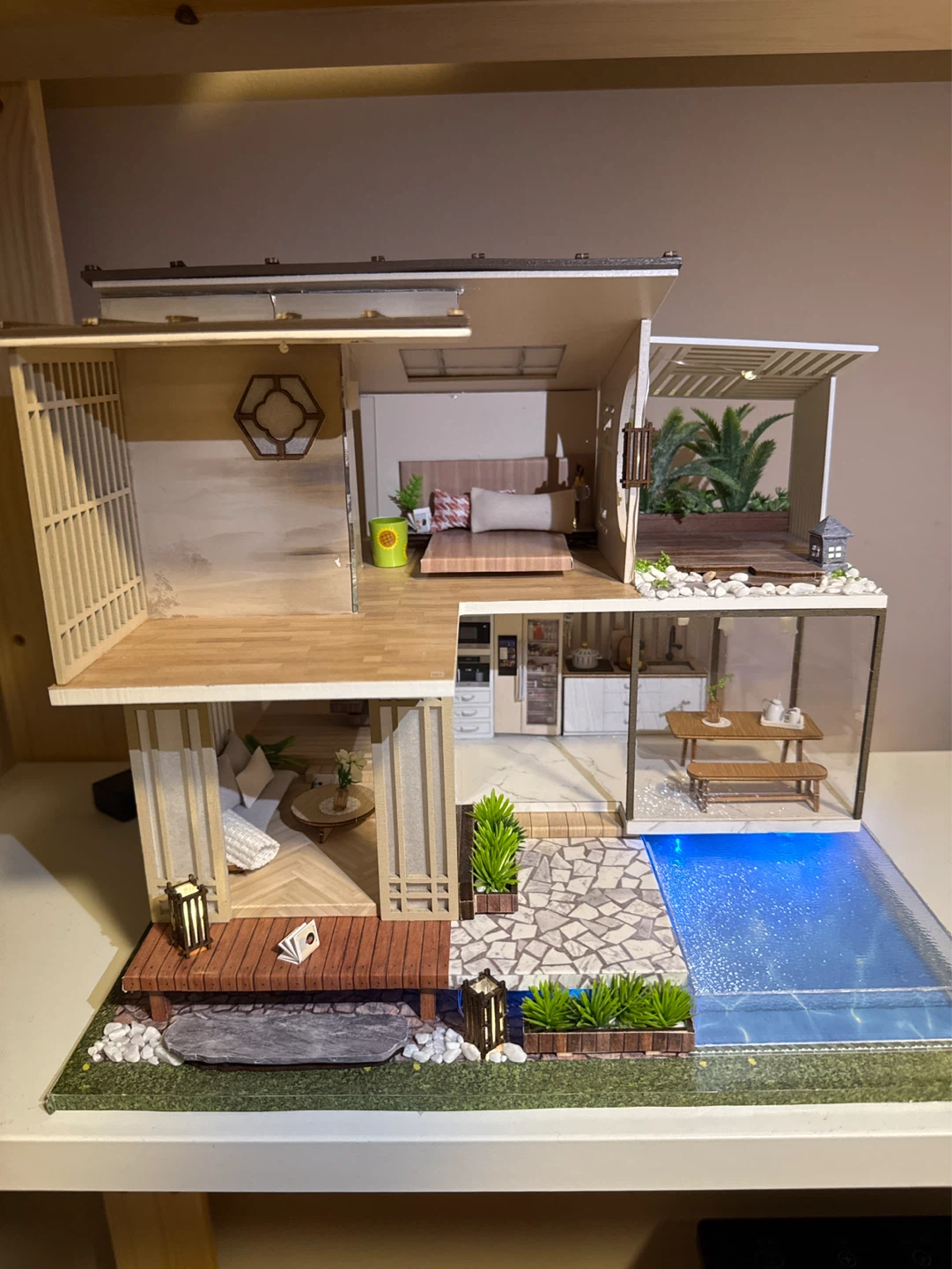 DIY Miniature Dollhouse with Pool and Modern Design