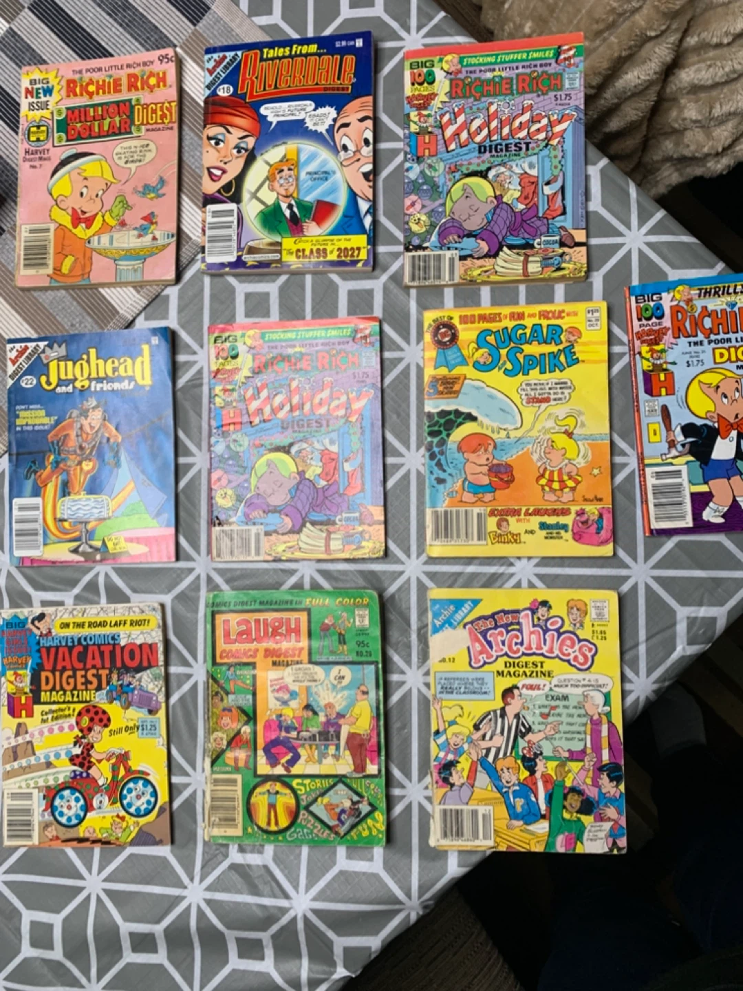 Collection of Harvey Comics Digest Magazines
