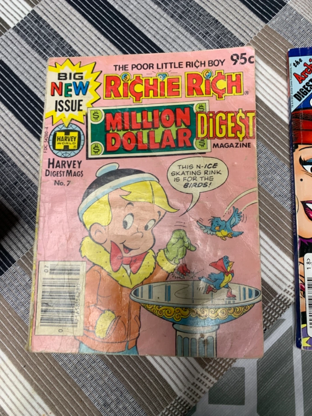 Collection of Harvey Comics Digest Magazines - photo 5