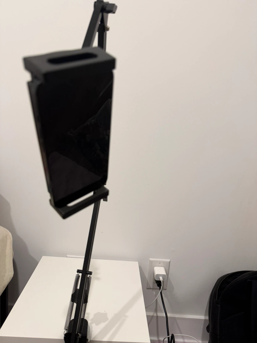 Phone/Tablet Holder Stand - photo 2
