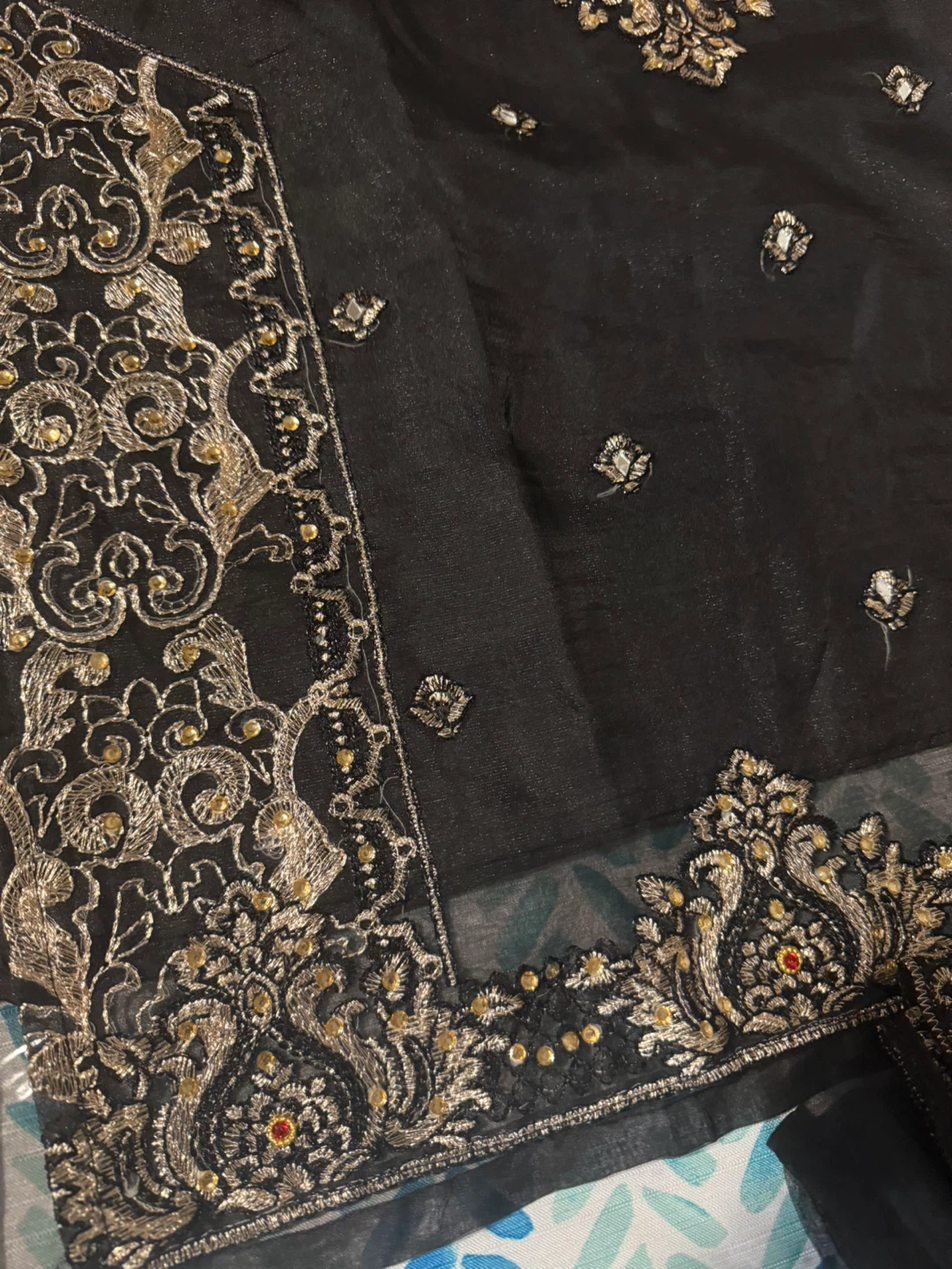 Black Embroidered Kurti - photo 4