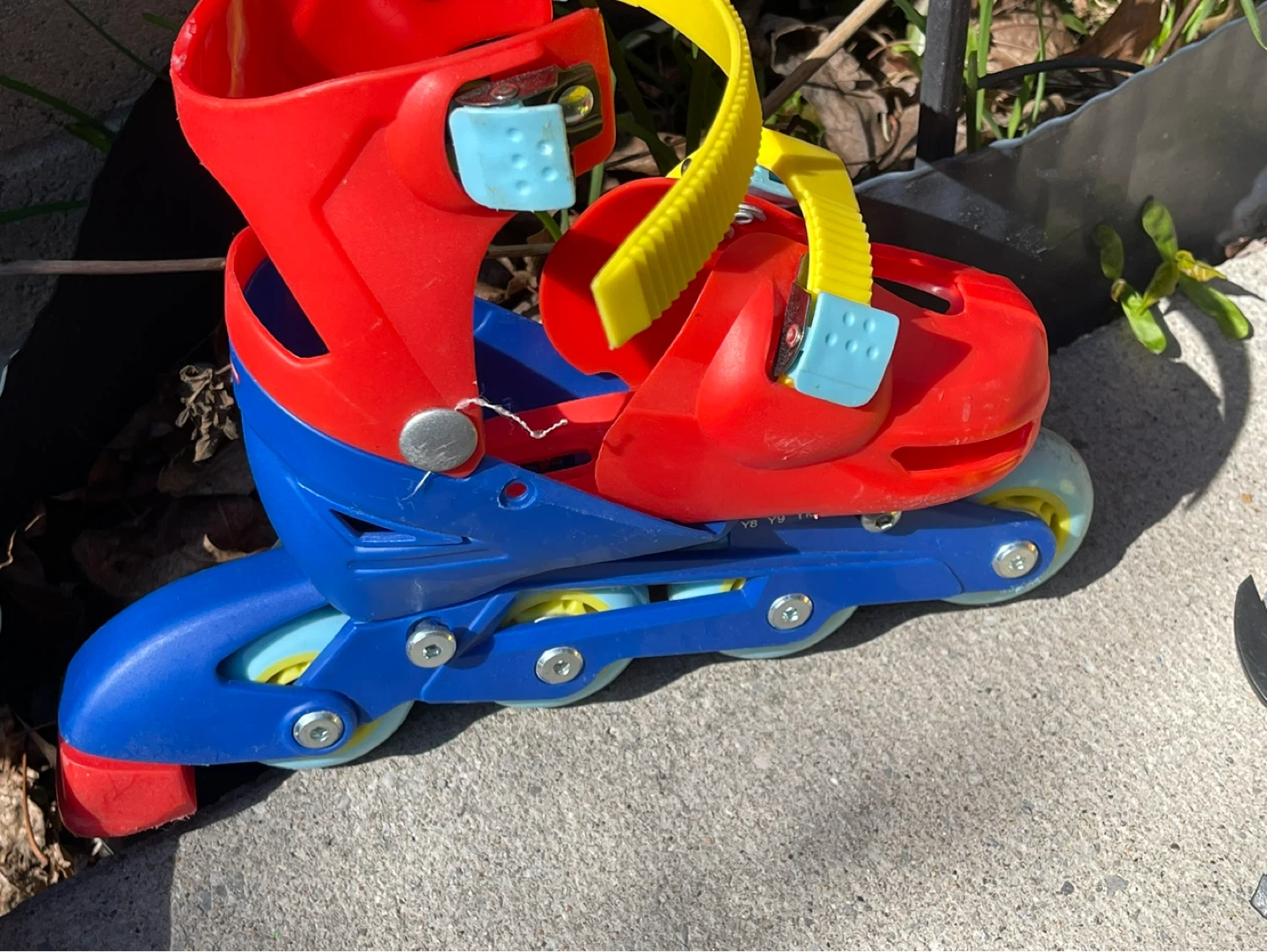 Adjustable Kids Roller Skates with Bag - photo 3
