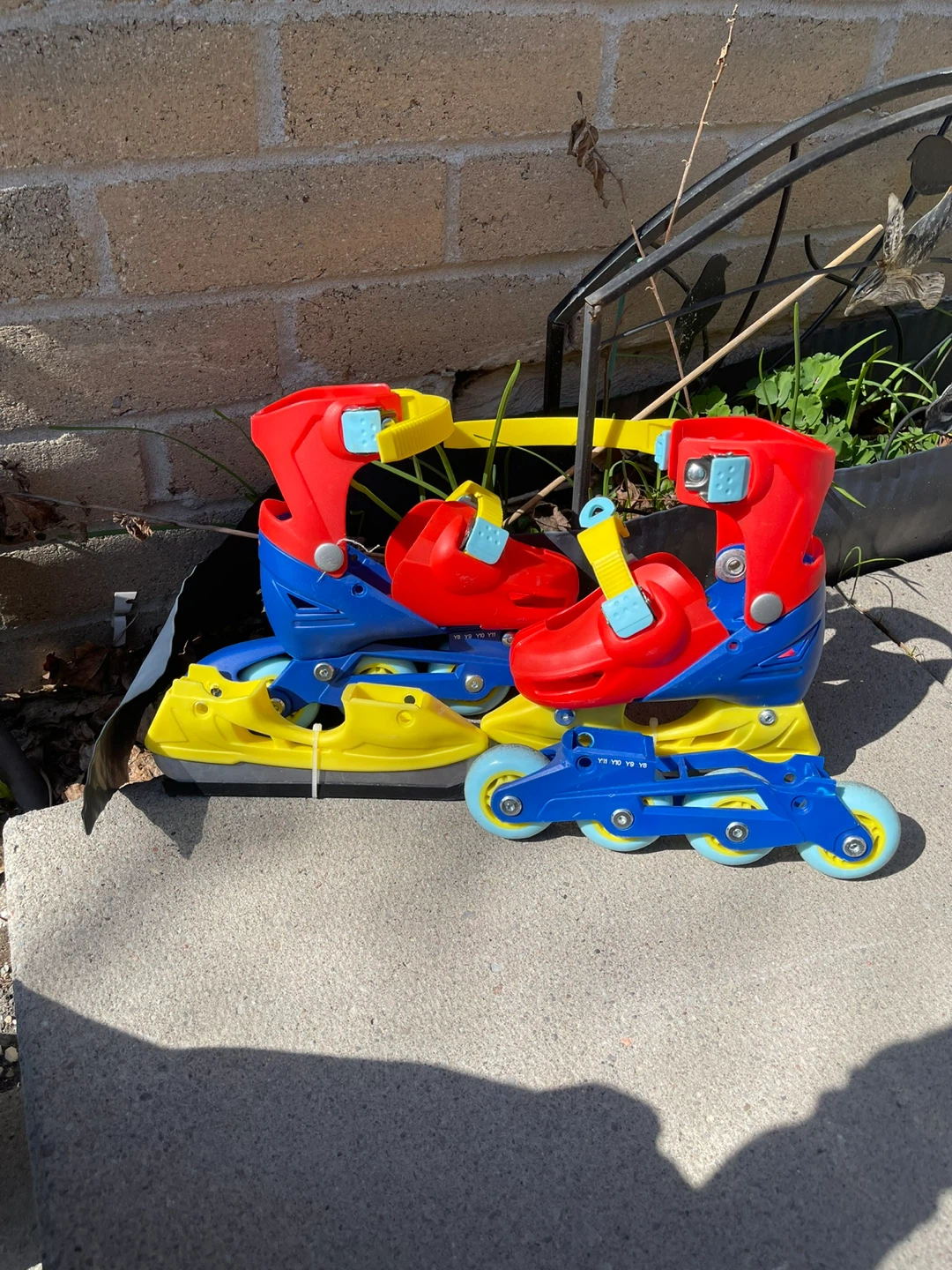 Adjustable Kids Roller Skates with Bag - photo 2