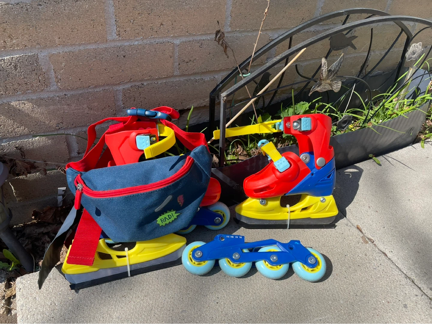 Adjustable Kids Roller Skates with Bag - photo 5