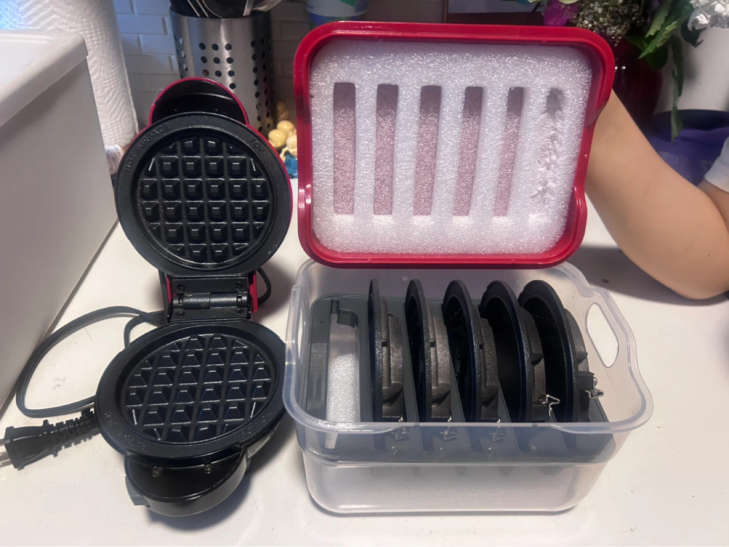 Dash Mini Waffle Maker with Interchangeable Plates