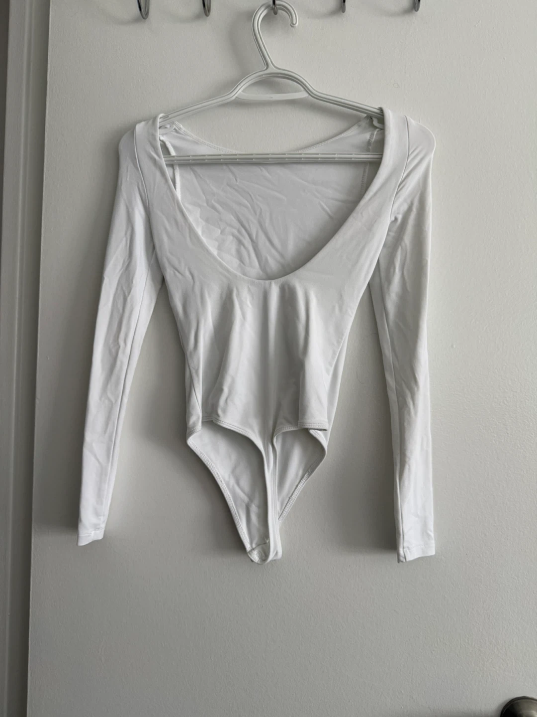 Babaton White Long Sleeve Bodysuit - photo 2