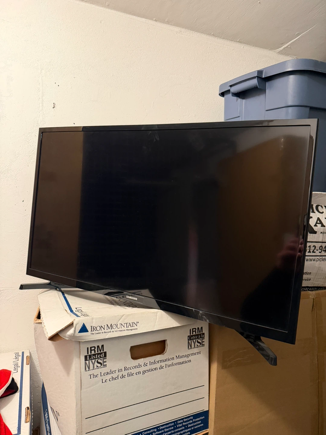 Samsung 32-inch TV