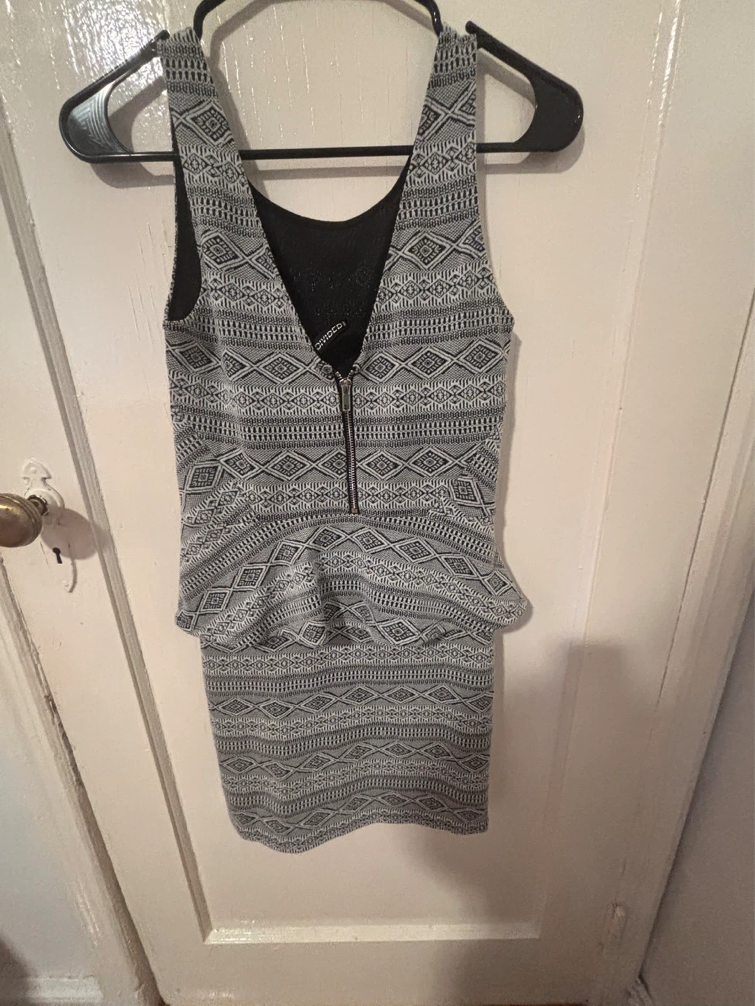 Divided H&M Black and White Patterned Peplum Dress Size US 6 - photo 3