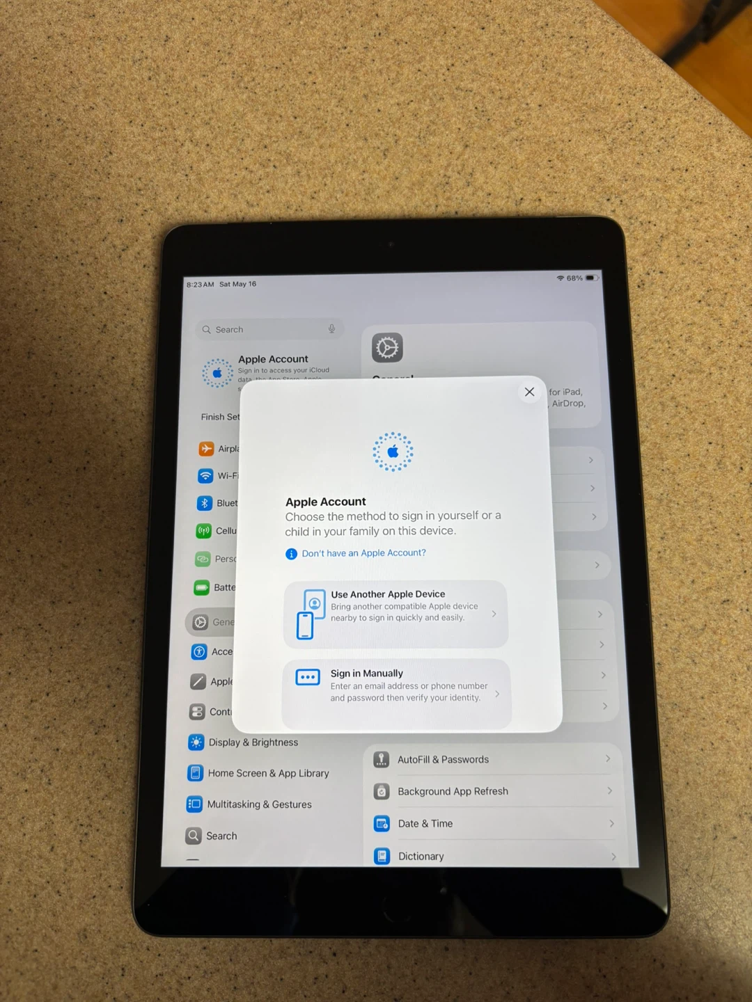 Apple iPad (8th Gen) 32GB - Space Gray - photo 5