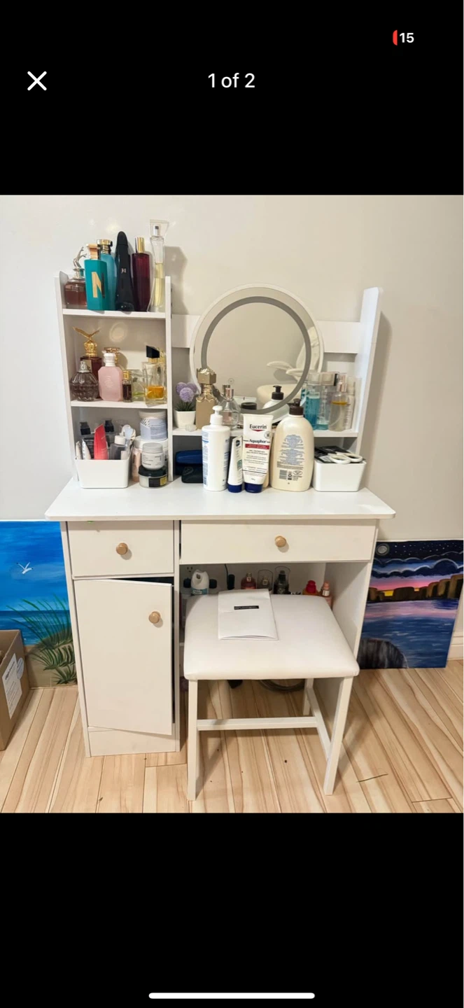 Beautiful dresser for 70$