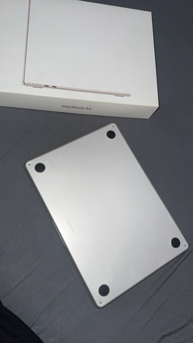 Apple MacBook Air M3 - photo 4