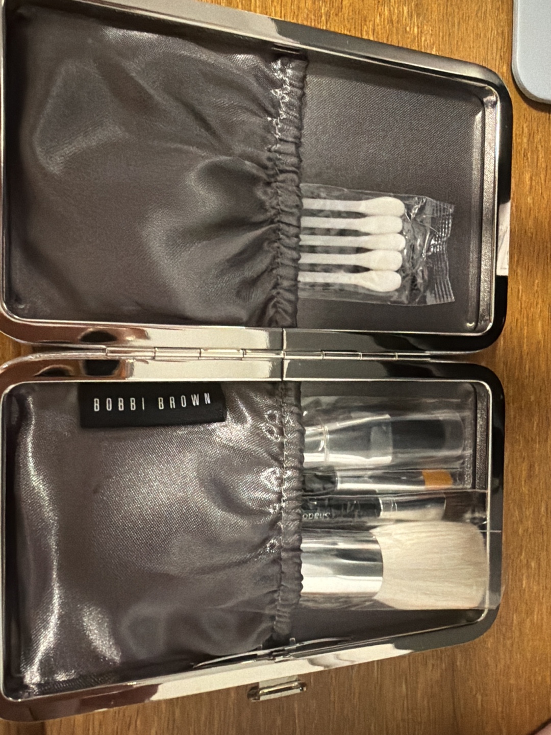 Bobbi Brown Makeup Brush Set with Case - photo 2