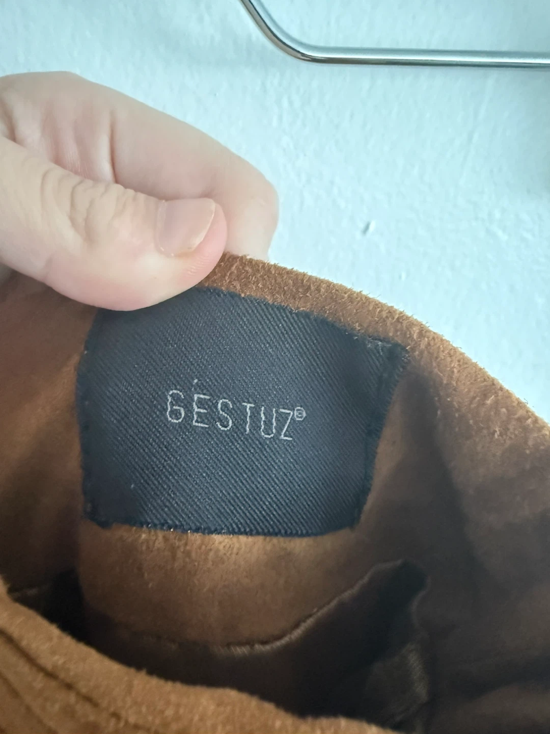 GESTUZ Brown Suede Skirt - Size 36 - photo 3