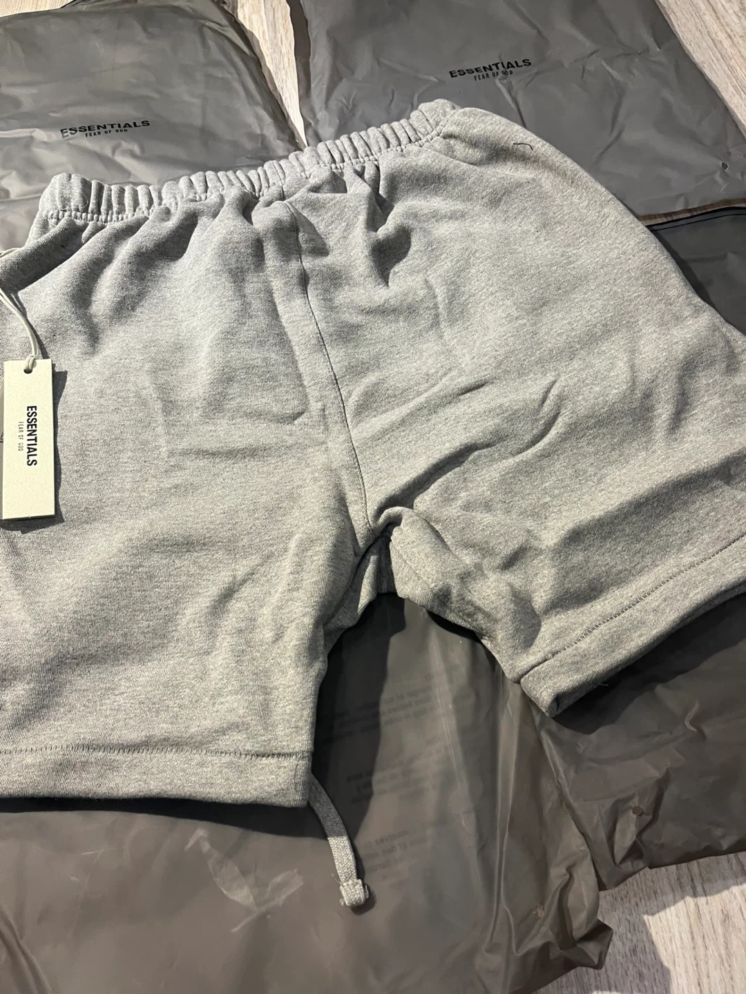 Essentials shorts grey (2 in stock) - photo 5