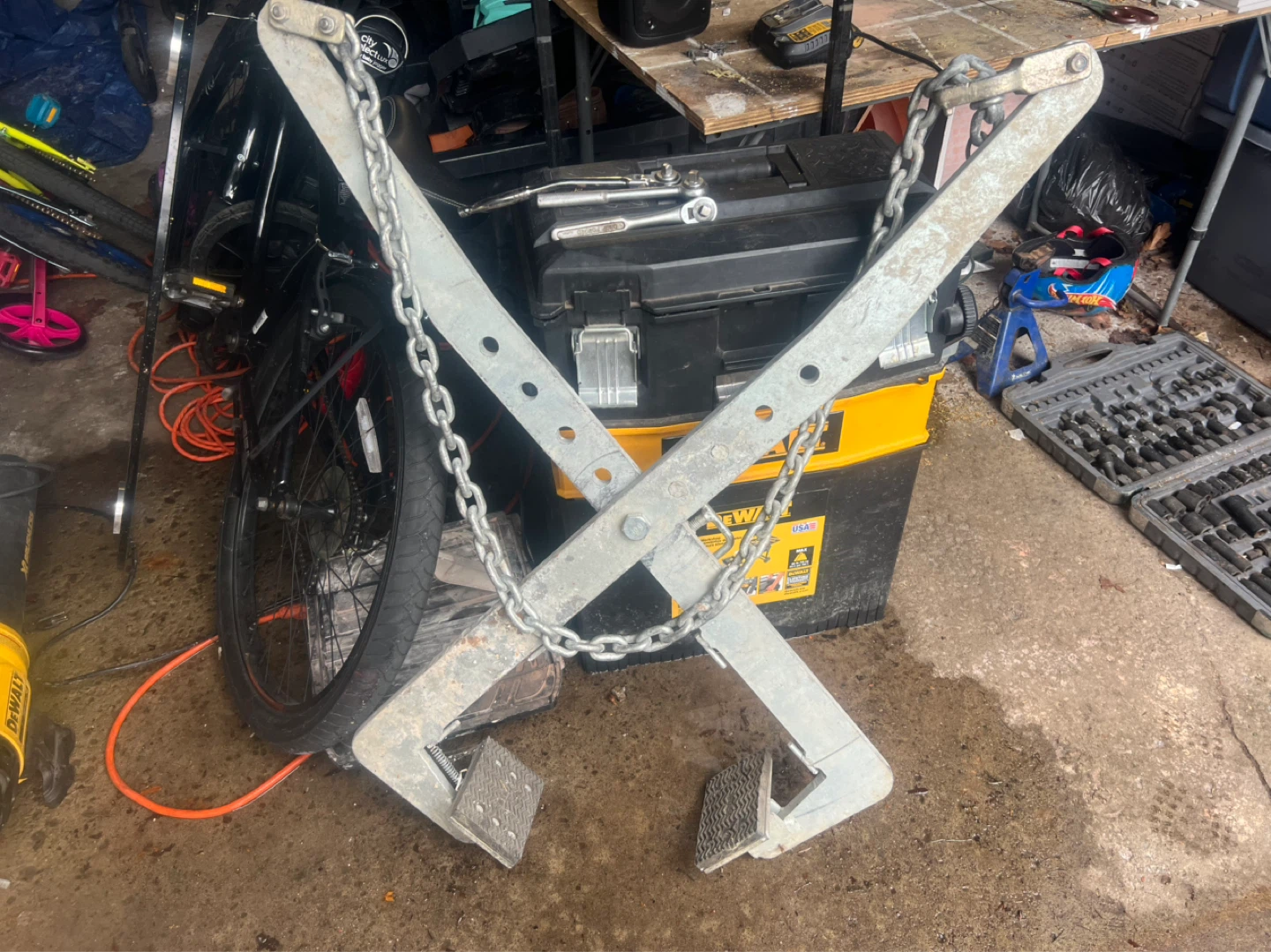 Heavy duty stone clamp