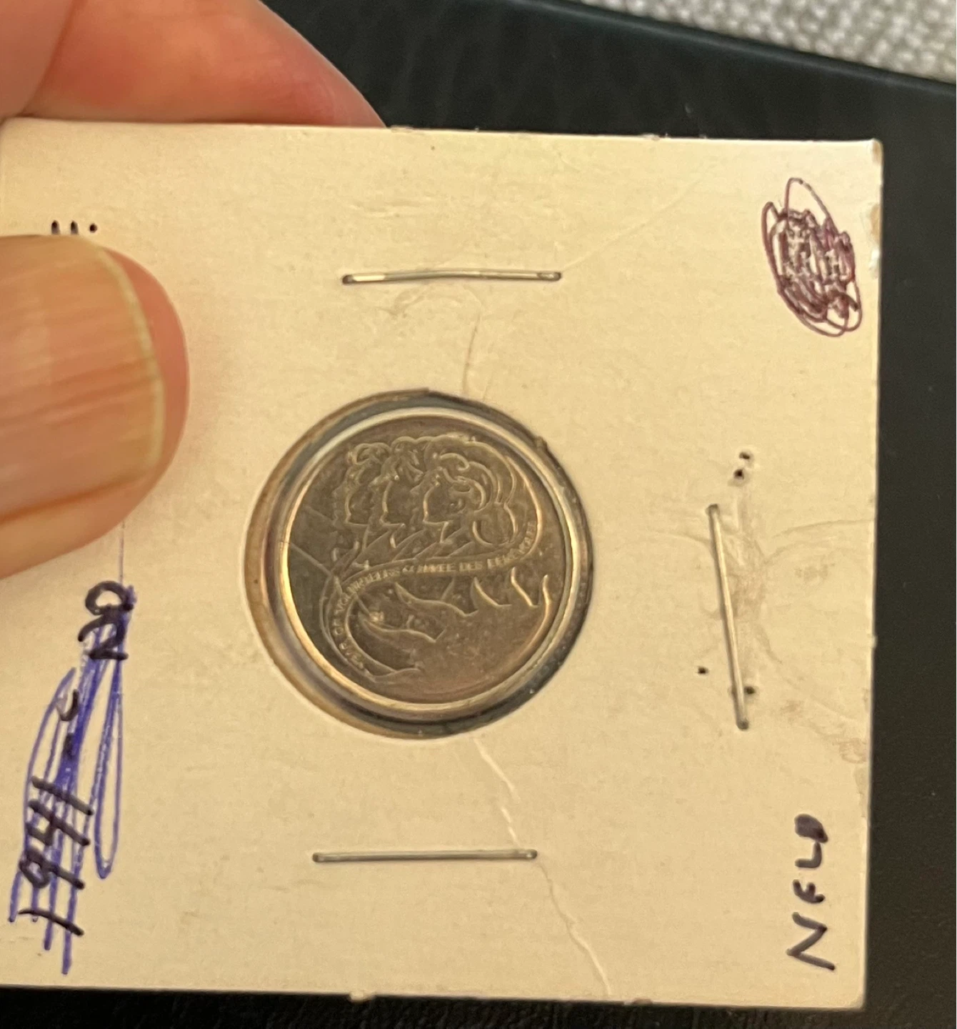 Hard to find 2001 Royal Mint Commemorative Dime Error Coin