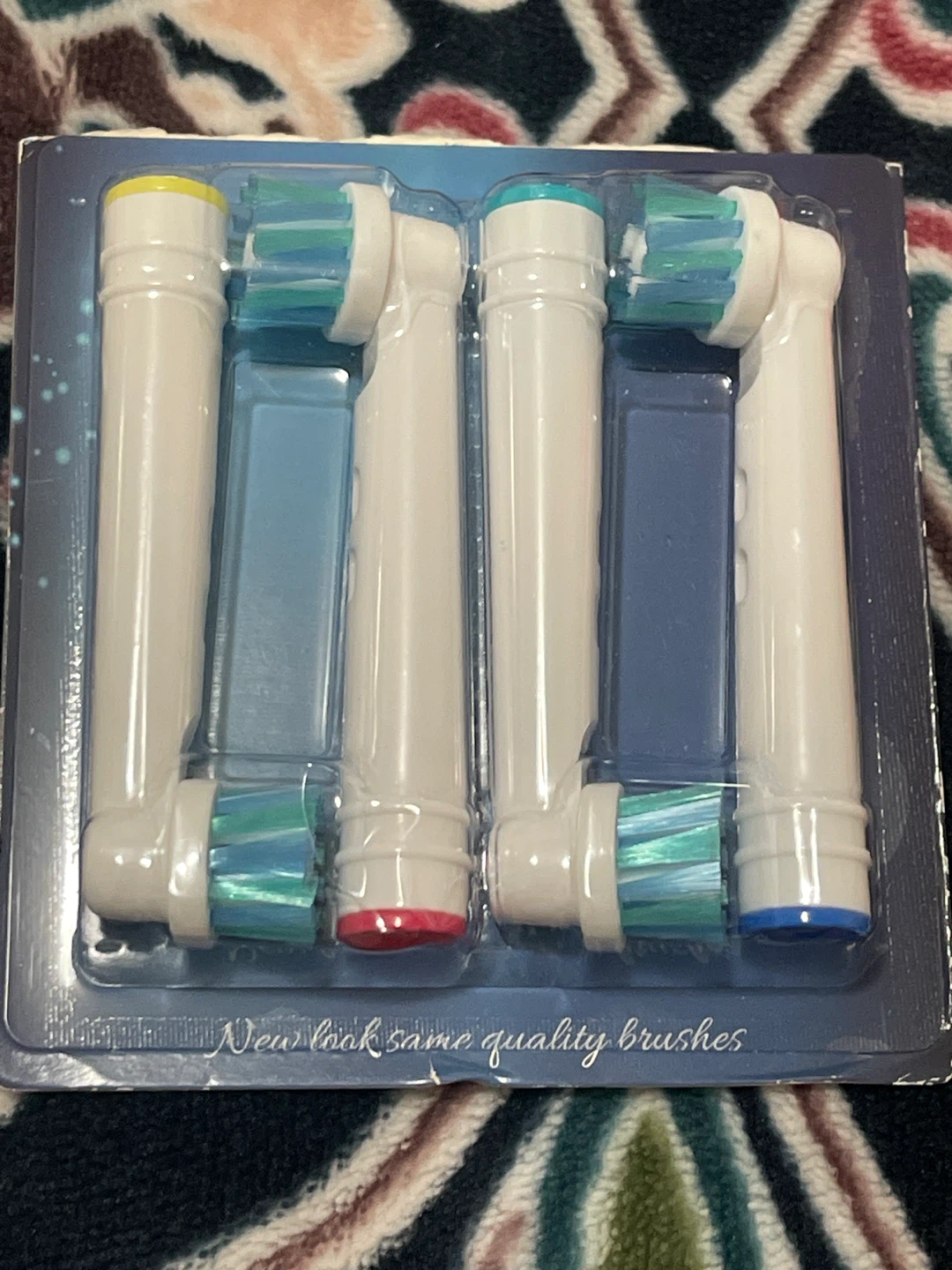 Oral B Compatible Replacement Toothbrush Heads - 4 Pack - photo 2