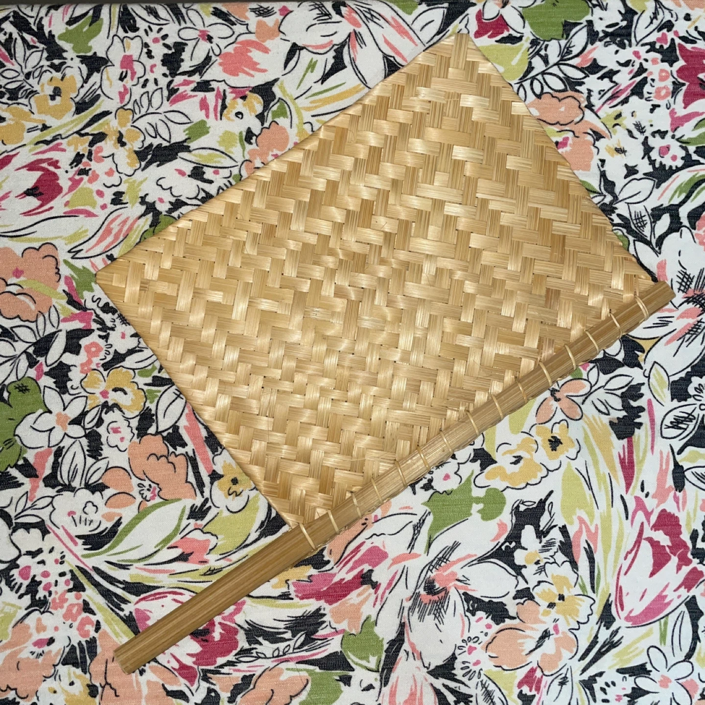 Bamboo Hand-woven Fan - photo 2