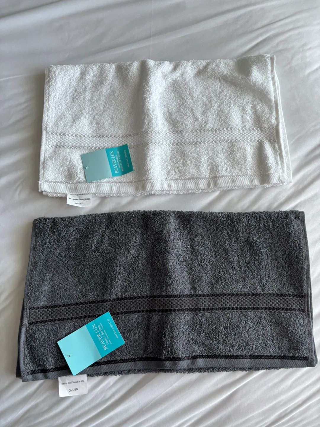 NEW Set of 4 face Towels - photo 2