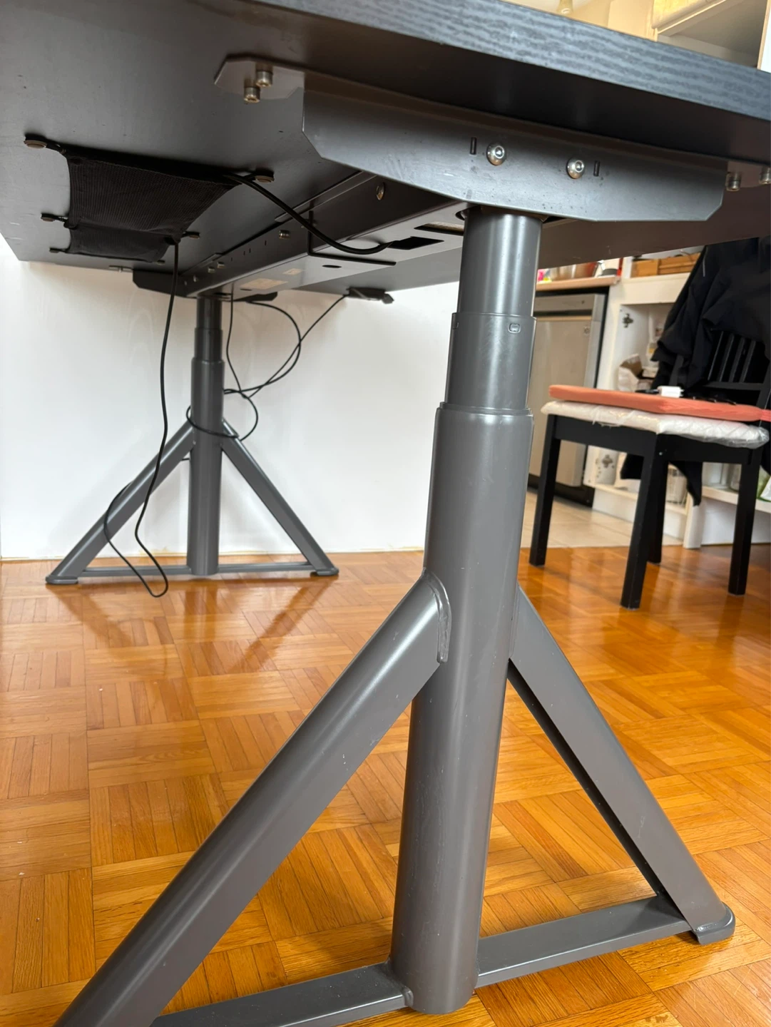 IKEA IDASEN Sit/Stand Desk - photo 3