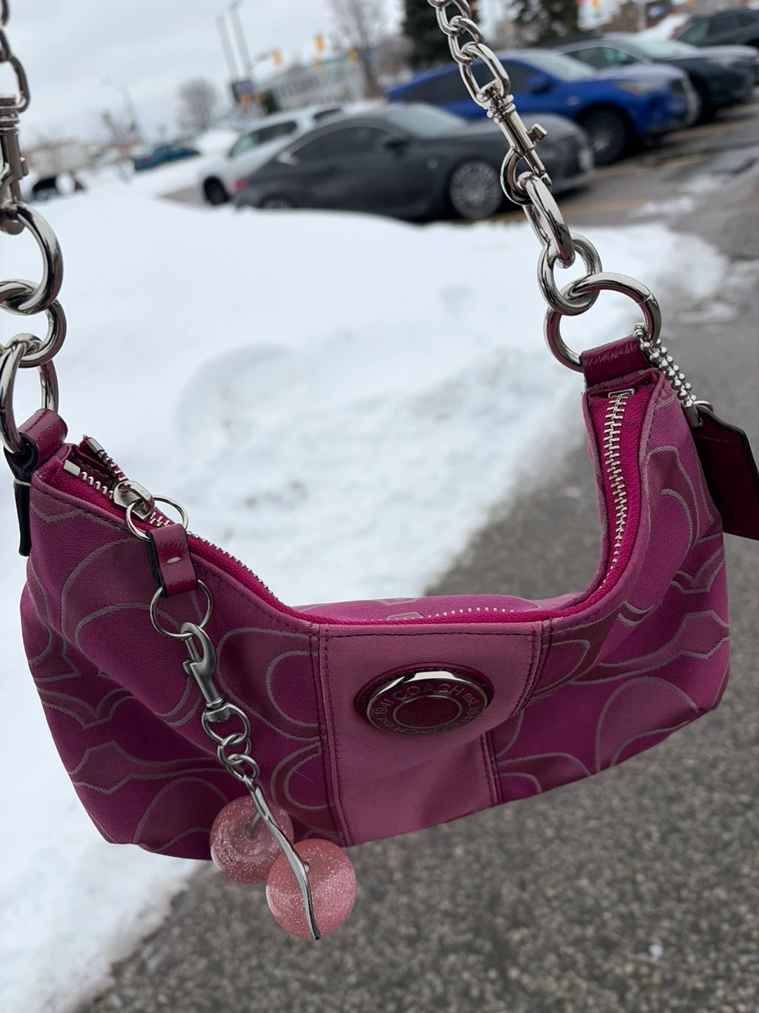 Coach Signature C Shoulder Bag - Pink