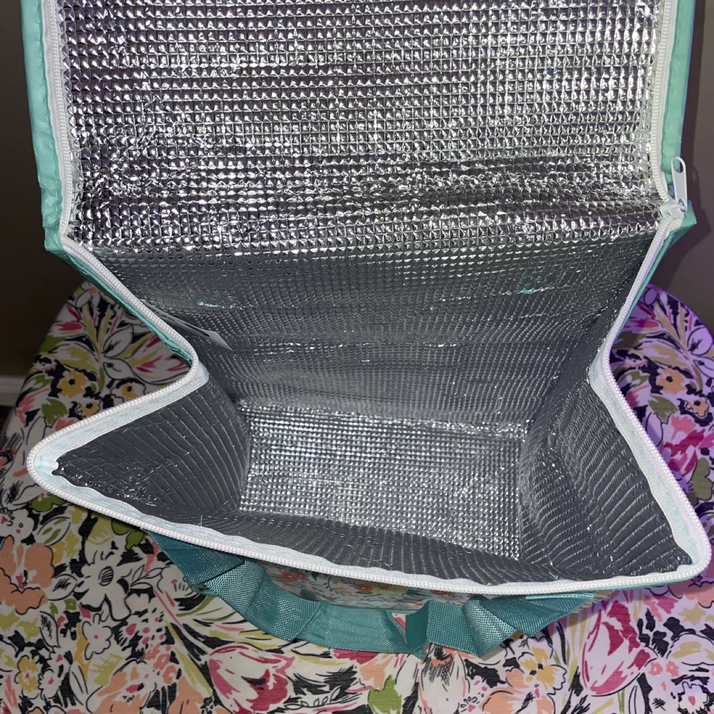 Custom Foldable Floral Insulated Tote Bag - photo 2