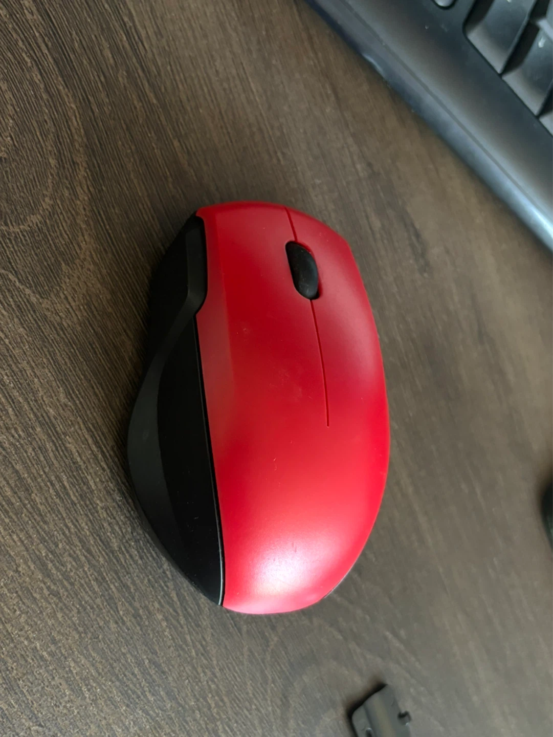 Insignia Wireless Optical Mouse - Red