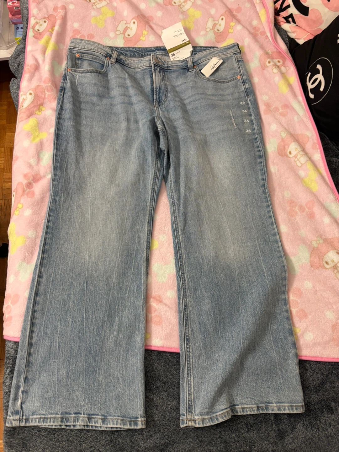 Mid rise flared leg jeans size 36 petite inseam