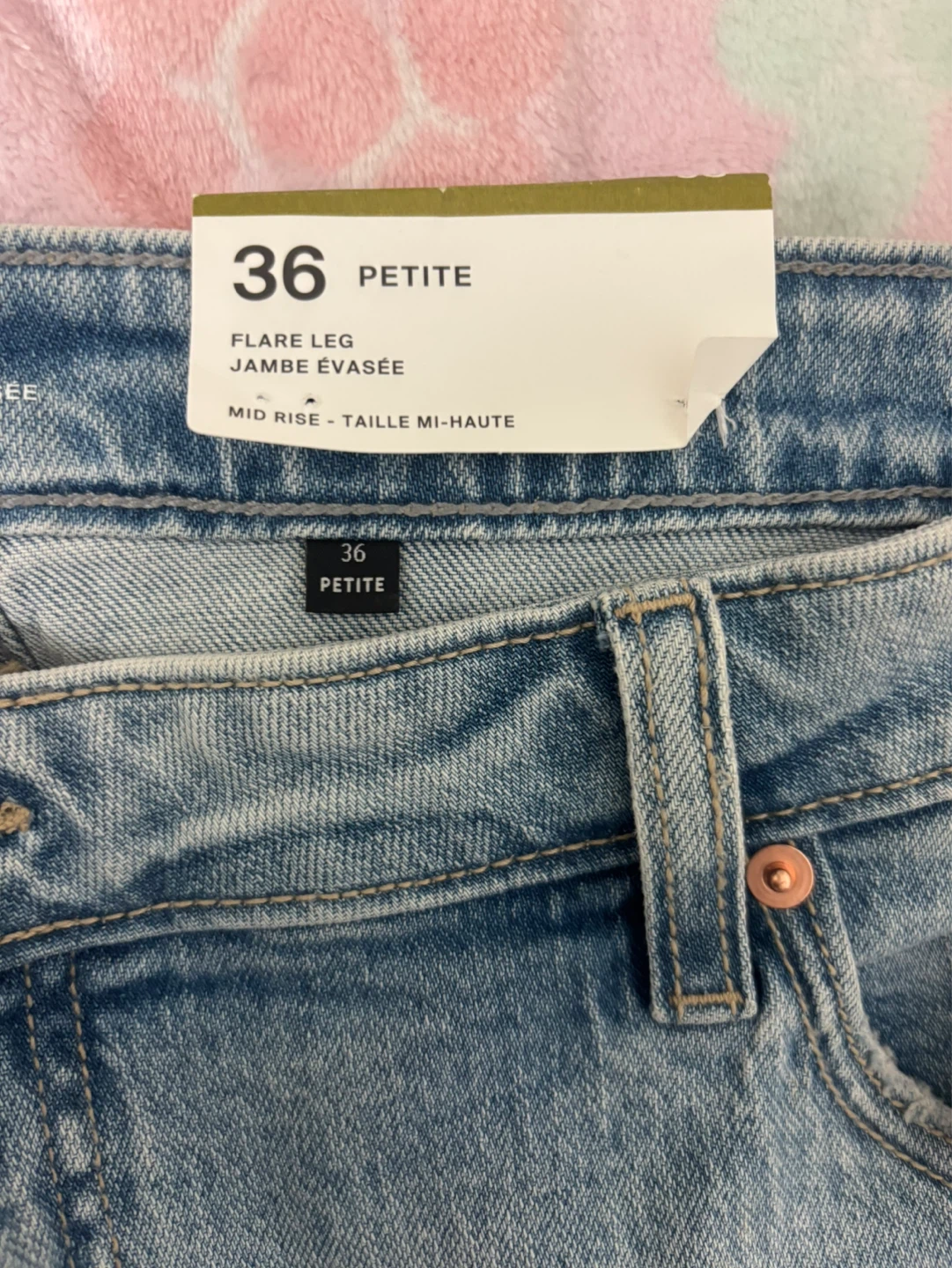 Mid rise flared leg jeans size 36 petite inseam - photo 2