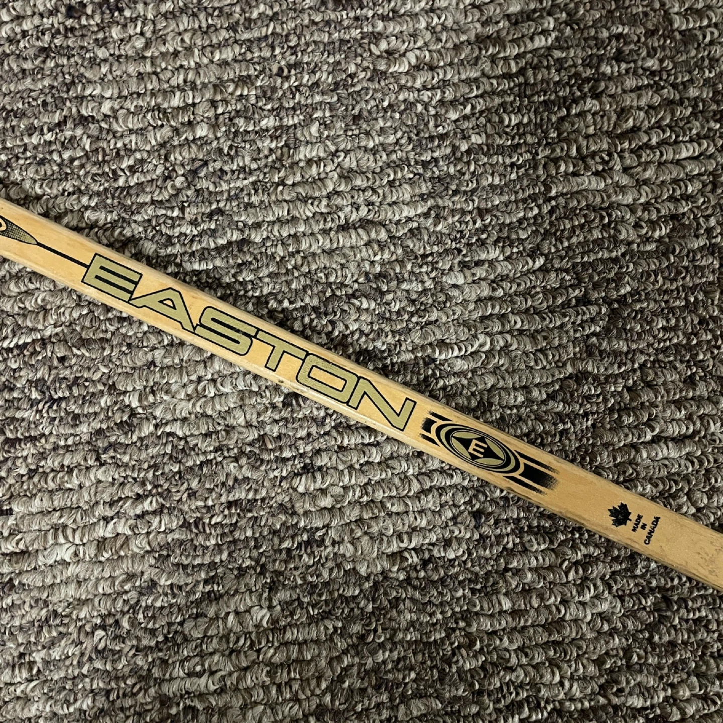 Vintage Easton Ultra X-treme Left-shot Hockey Stick (52 inches) - photo 2
