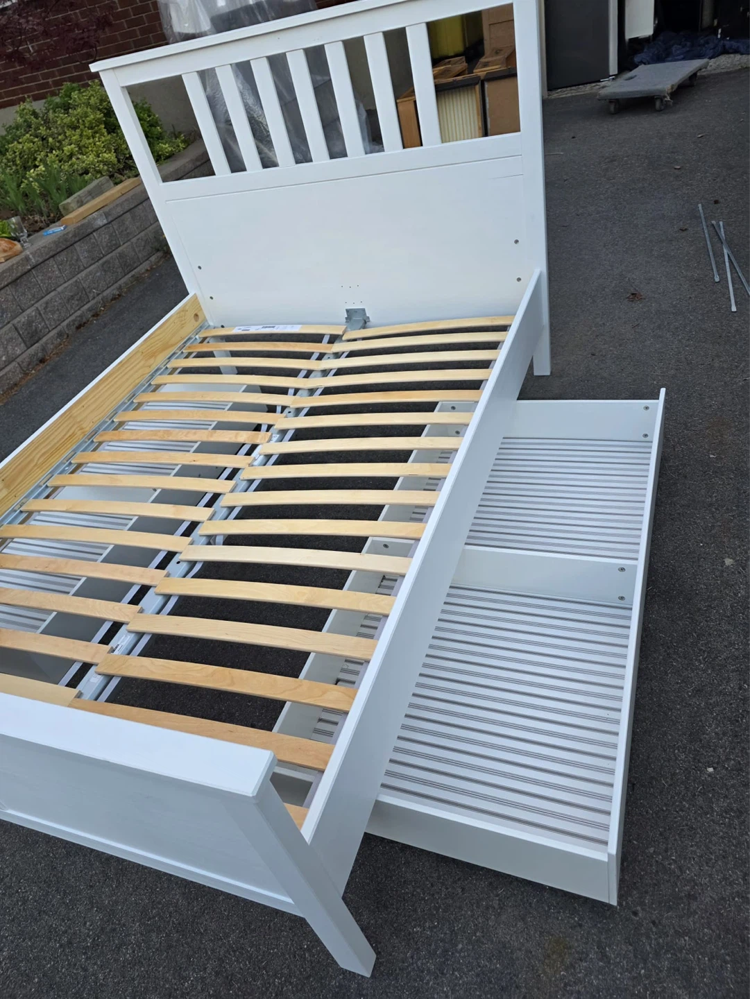 Ikea hemnes White Twin Bed Frame with Storage Drawers - photo 2