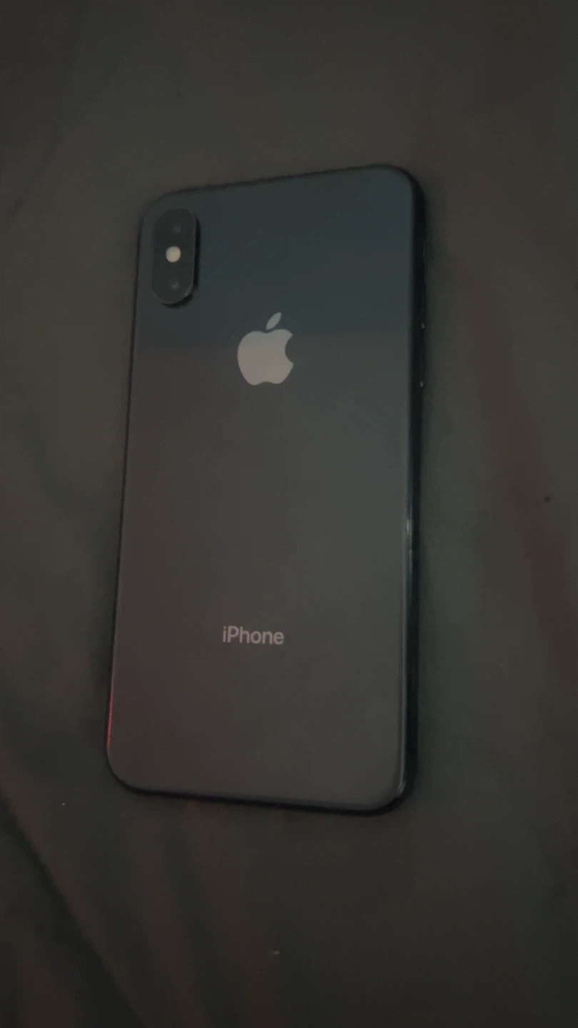 Apple iPhone XS - photo 3