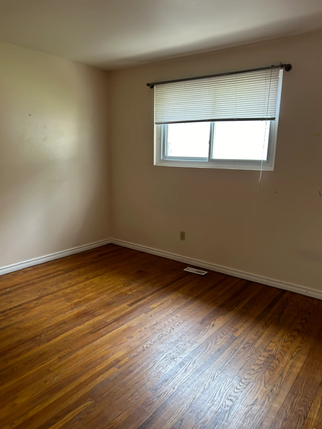 3 bedrooms house for rent - photo 3