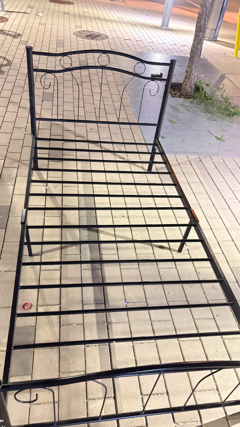 Black Metal Twin Bed Frame - photo 4