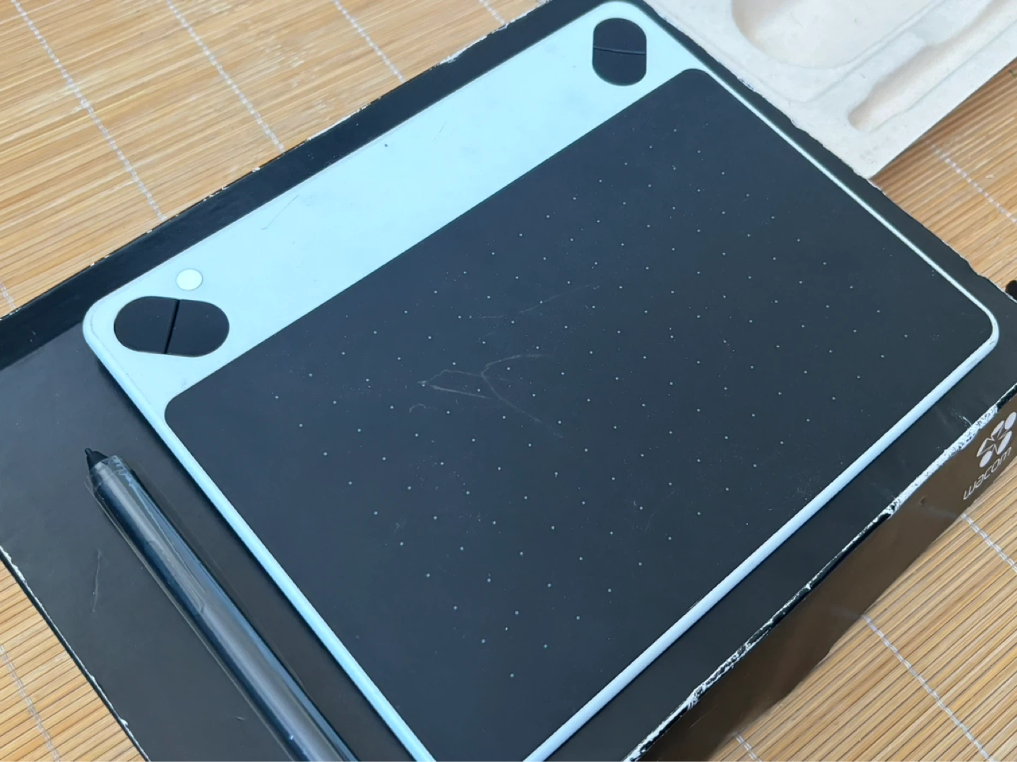Wacom Intuos Pen Tablet CTL490 - photo 3
