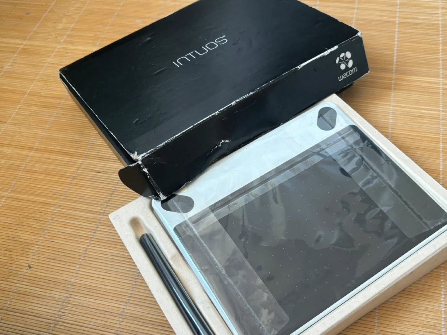 Wacom Intuos Pen Tablet CTL490