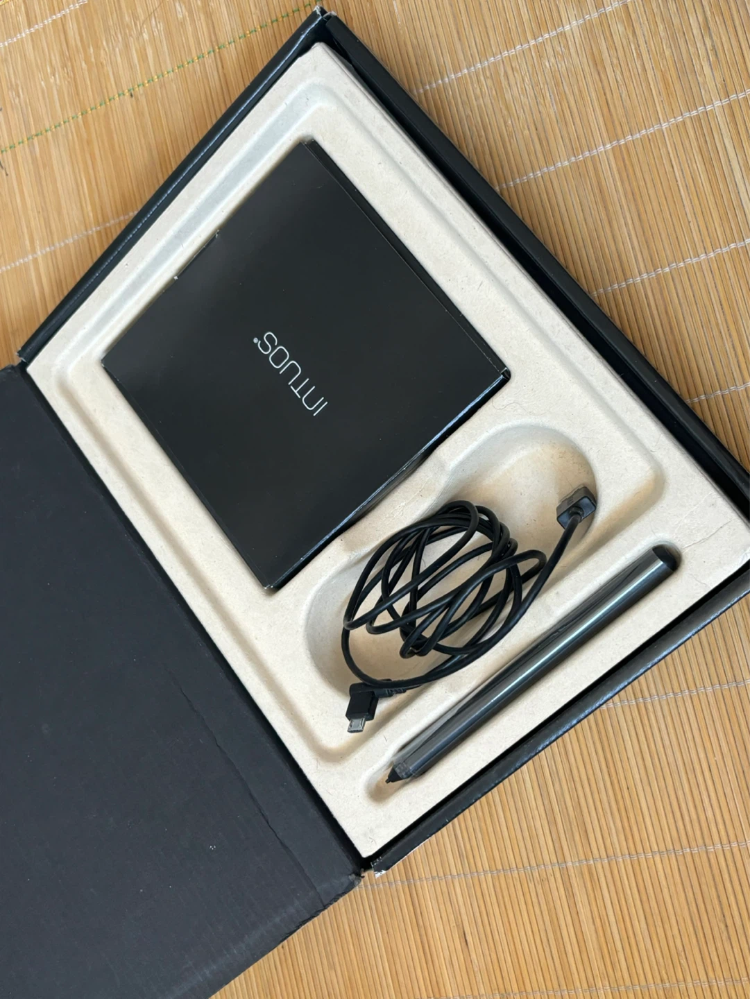 Wacom Intuos Pen Tablet CTL490 - photo 2