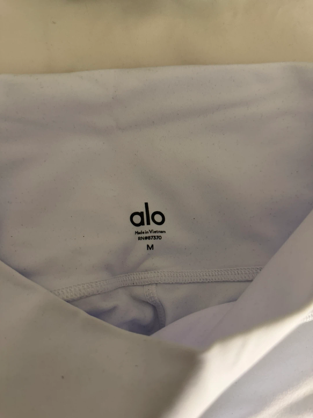Alo High-Waist Biker Shorts - White - Size M - photo 3