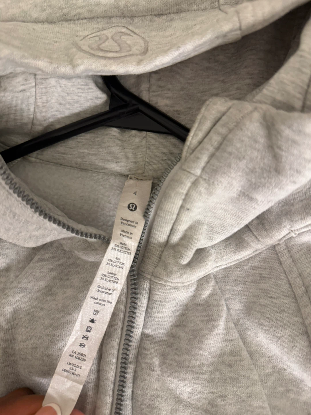 Lululemon Scuba Hoodie Light Grey Size 4 - photo 3