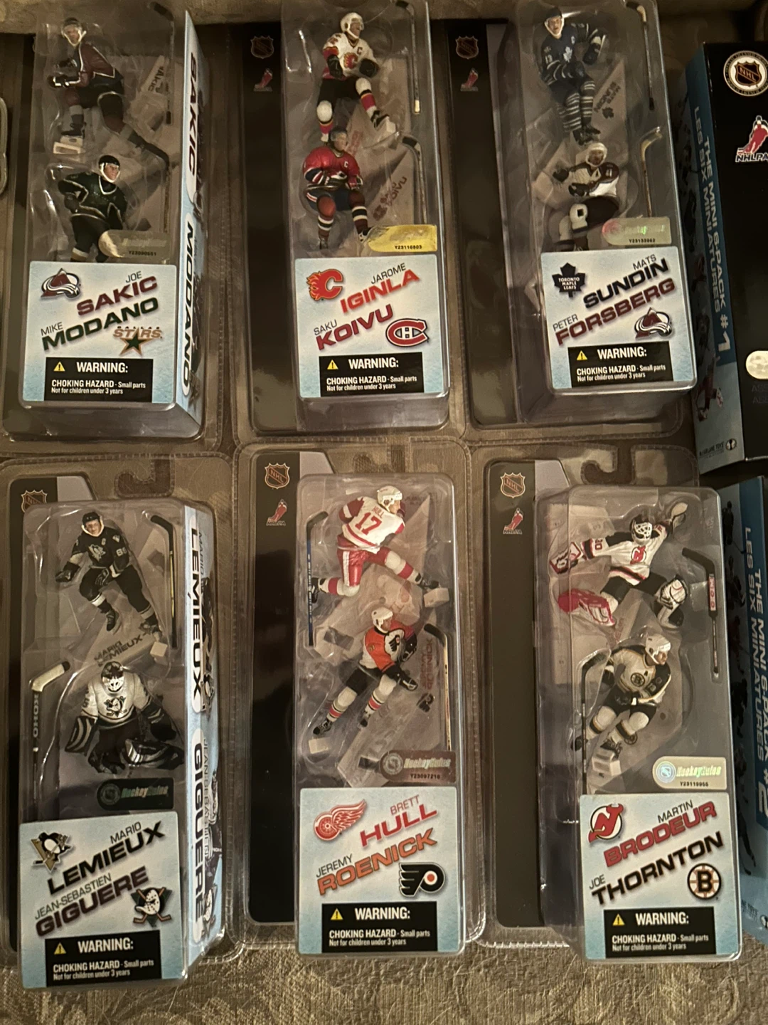 NHL Hockey Miniatures & Collectibles Lot - photo 5