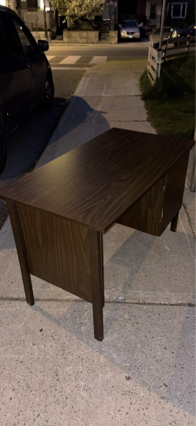 Large Vintage Wooden Table with 2 Drawers for sale! - photo 5