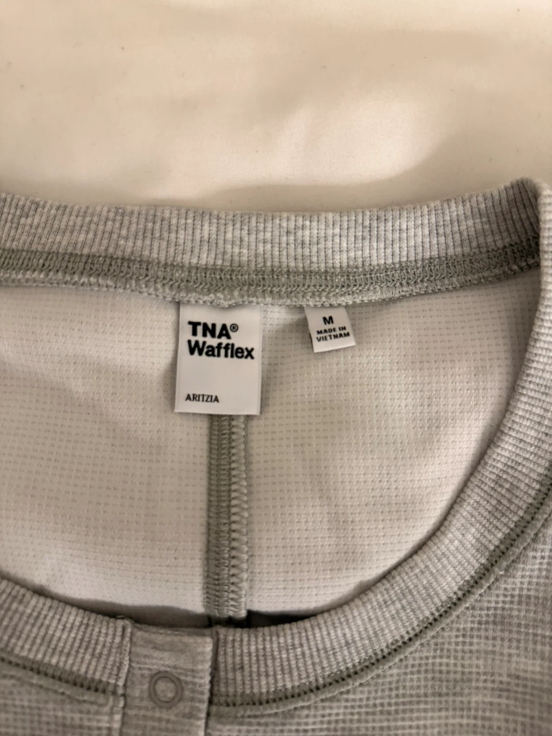 ARITZIA TNA Wafflex Henley Shirt - Grey - Size M - photo 2