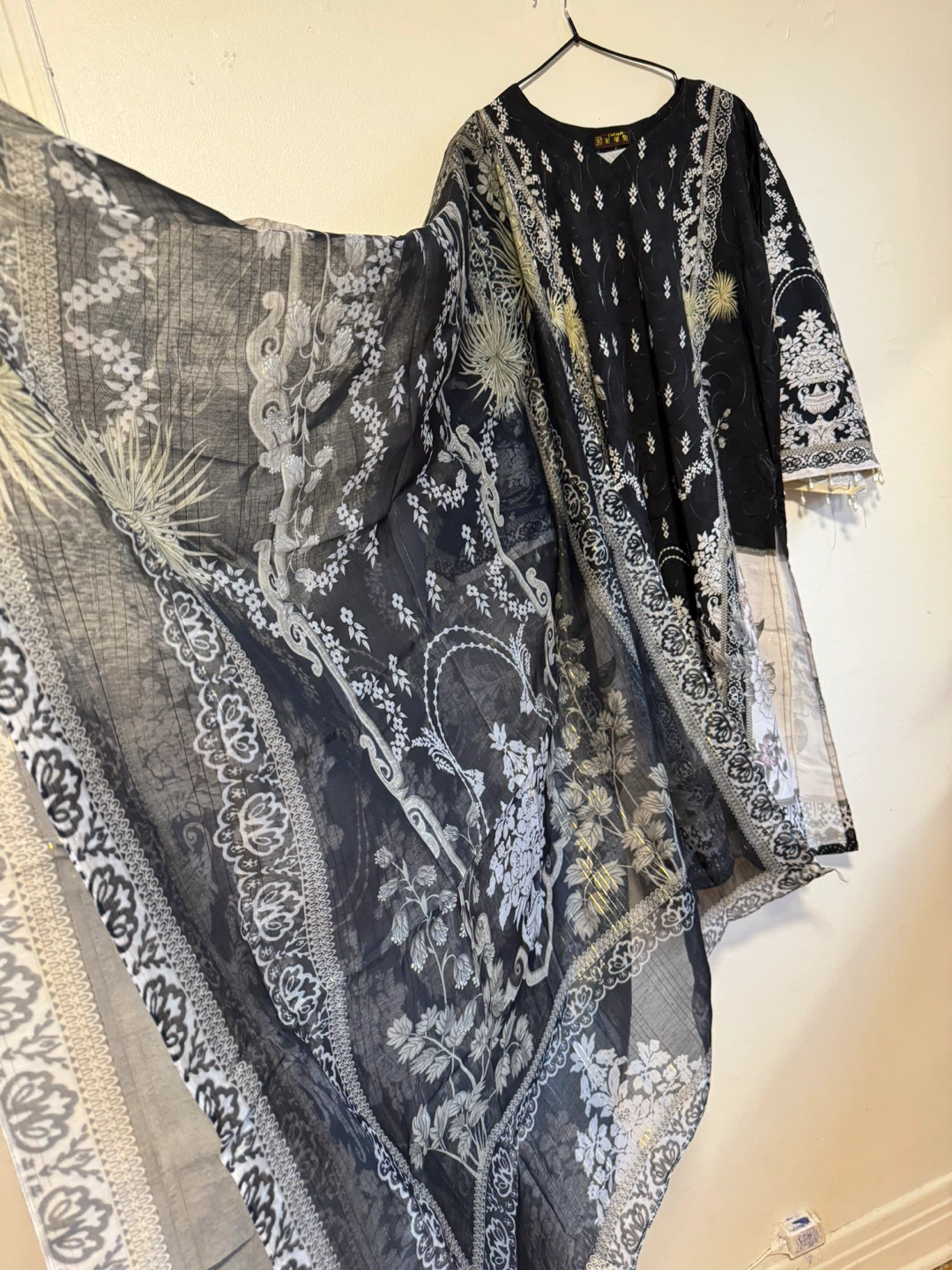 Black and White Floral Print 3-Piece Outfit - photo 3